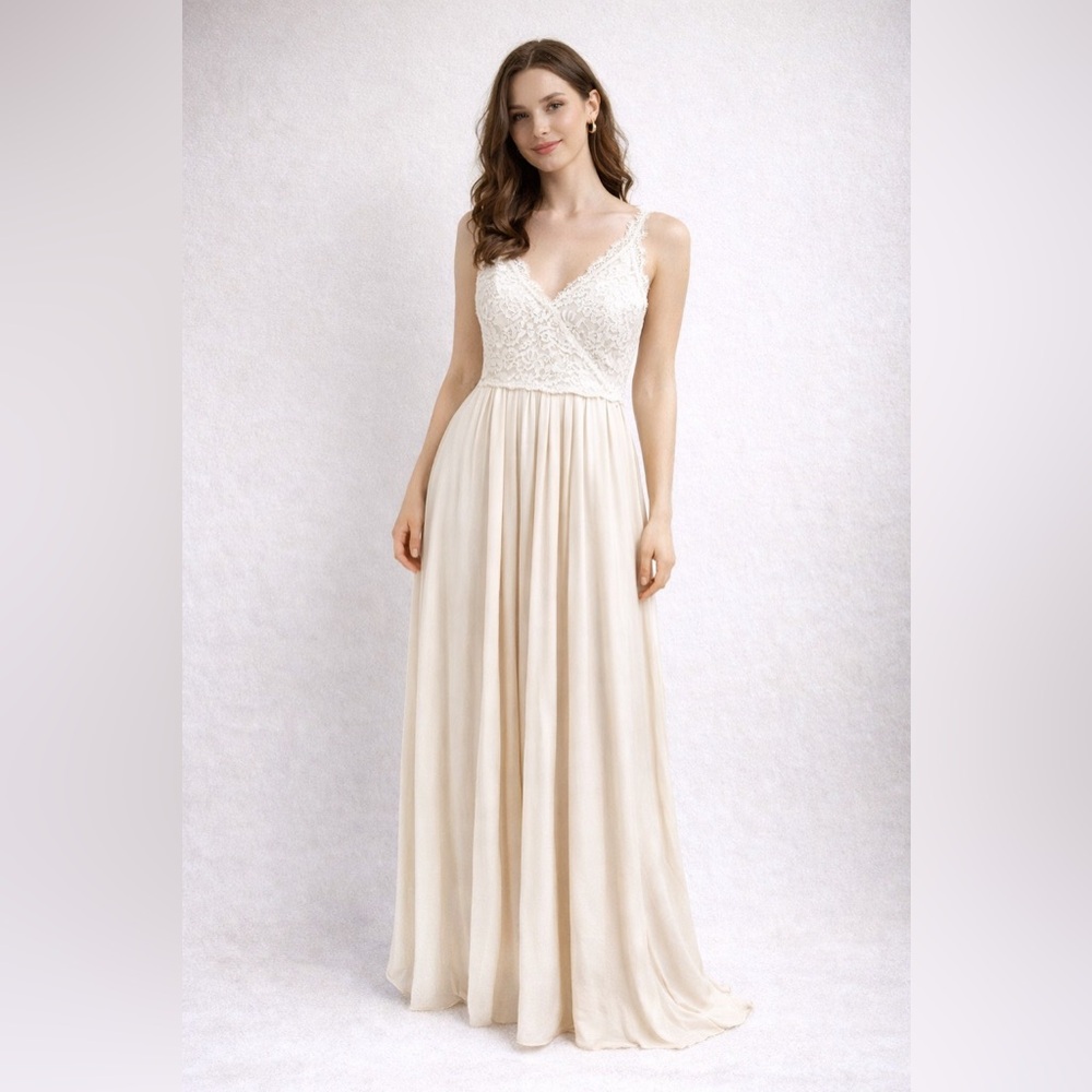 NWT Little Mistress Maternity lace top maxi 8 Dress